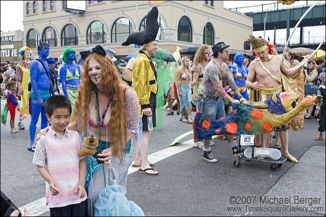 060624_img_8431_mermaidparade.jpg